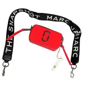 Marc Jacobs The Snapshot Camera Bag in Hot Pink - BRAND NEW!!
